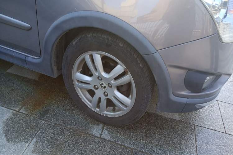 Used CHANGAN CX20 2011 1.3L Manual Standard Edition Right Front Wheel Hub