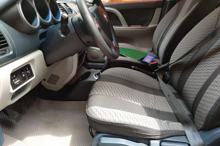 Used CHANGAN CX20 2011 1.3L Manual Sport Edition Left Front Seat