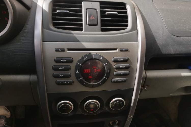Used CHANGAN CX20 2011 1.3L Manual Standard Edition Audio And AC Panel