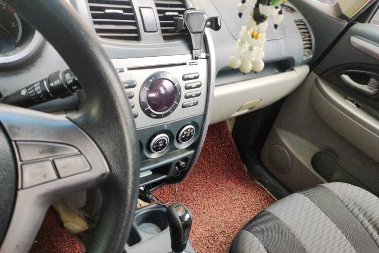 Used CHANGAN CX20 2011 1.3L Automatic Sport Edition Audio And AC Panel