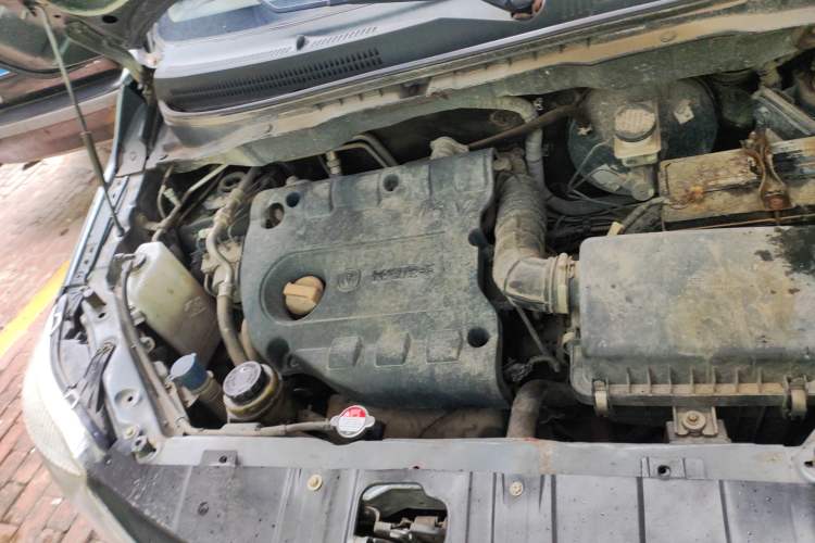 Used CHANGAN CX20 2011 1.3L Automatic Sport Edition Engine Bay Right