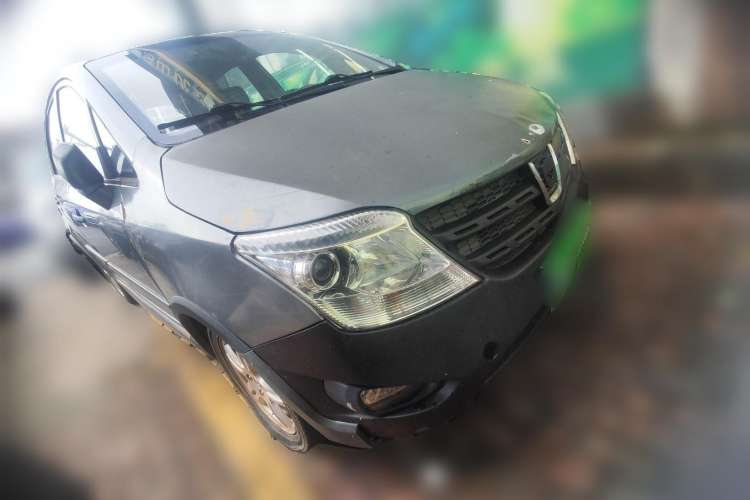Used CHANGAN CX20 2011 1.3L Automatic Sport Edition Front Right 45 Deg