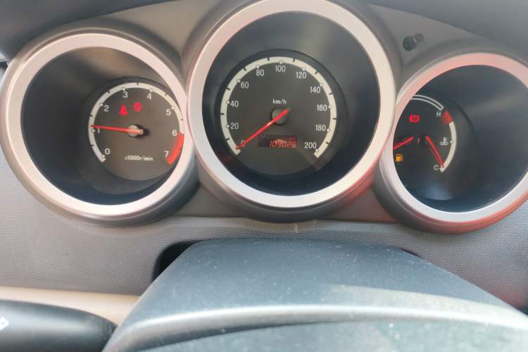 Used CHANGAN CX20 2011 1.3L Manual Sport Edition Odometer Close Up