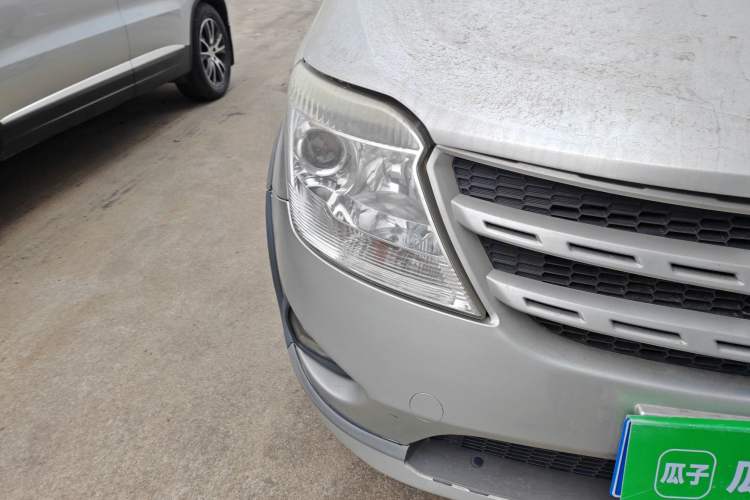 Used CHANGAN CX20 2011 1.3L Manual Comfort Edition Right Front Headlight