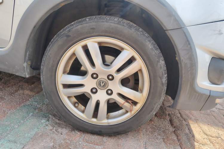 Used CHANGAN CX20 2011 1.3L Manual Sport Edition Right Front Wheel Hub