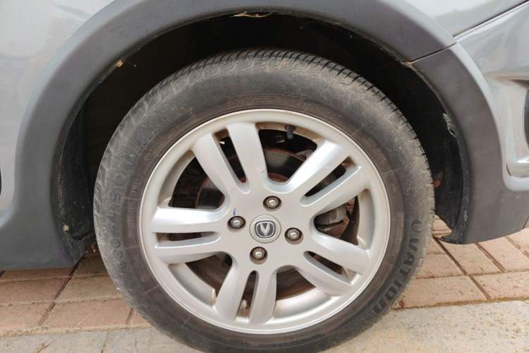 Used CHANGAN CX20 2011 1.3L Manual Sport Edition Right Front Wheel Hub