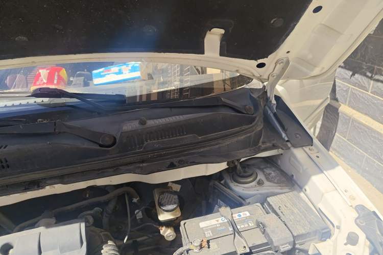 Used CHANGAN CX20 2011 1.3L Manual Sport Edition Engine Bay Left