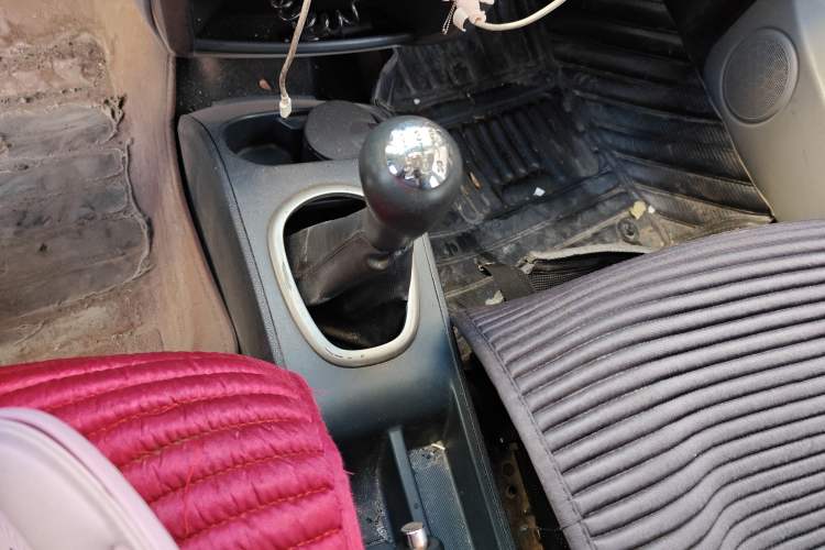 Used CHANGAN CX20 2011 1.3L Manual Sport Edition Gear Lever