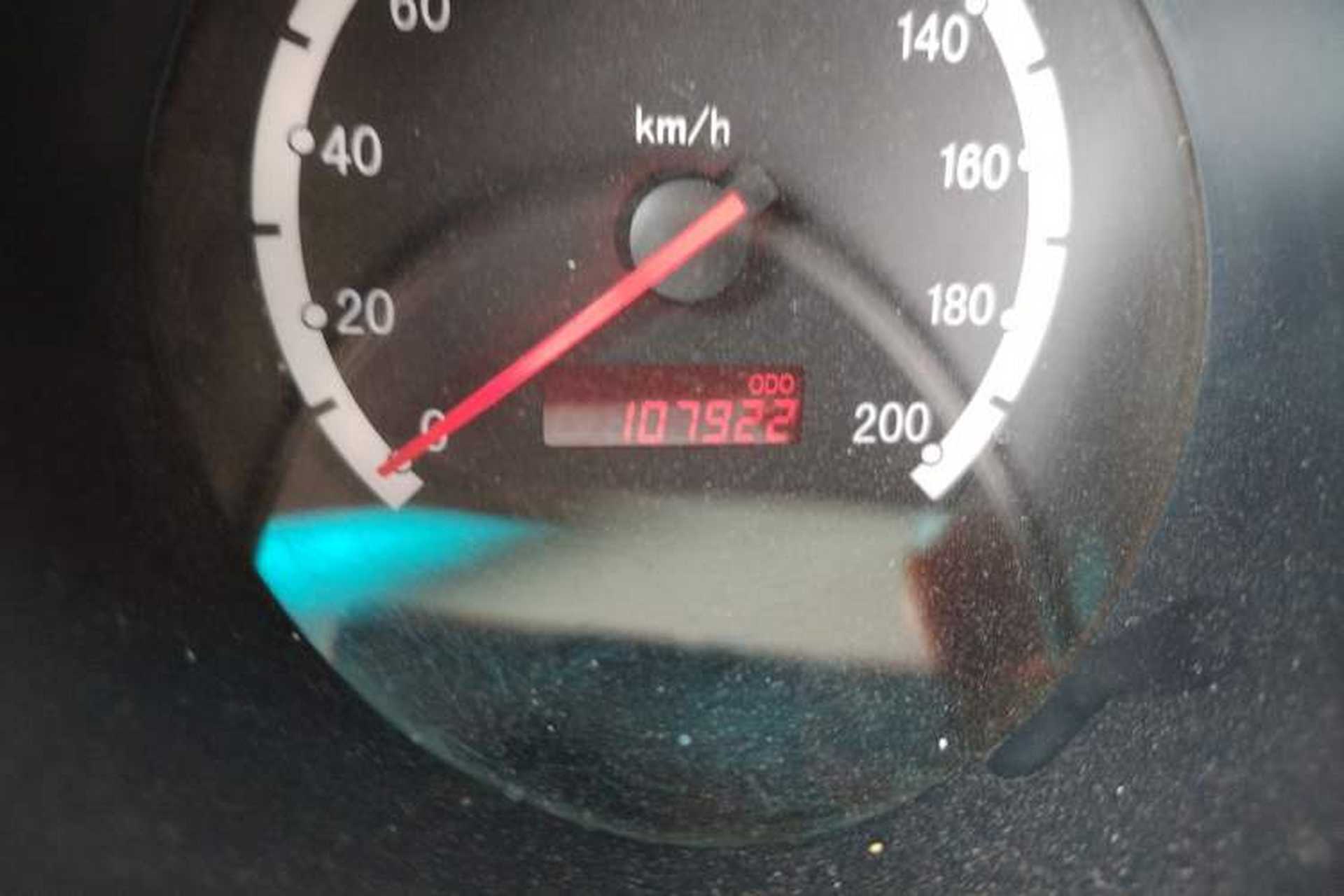 Used CHANGAN CX20 2011 1.3L Manual Sport Edition Odometer Close Up