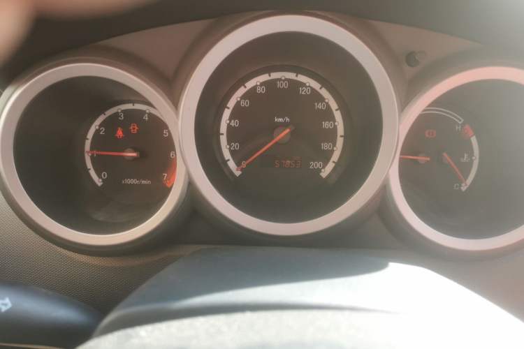 Used CHANGAN CX20 2011 1.3L Manual Sport Edition Odometer Close Up
