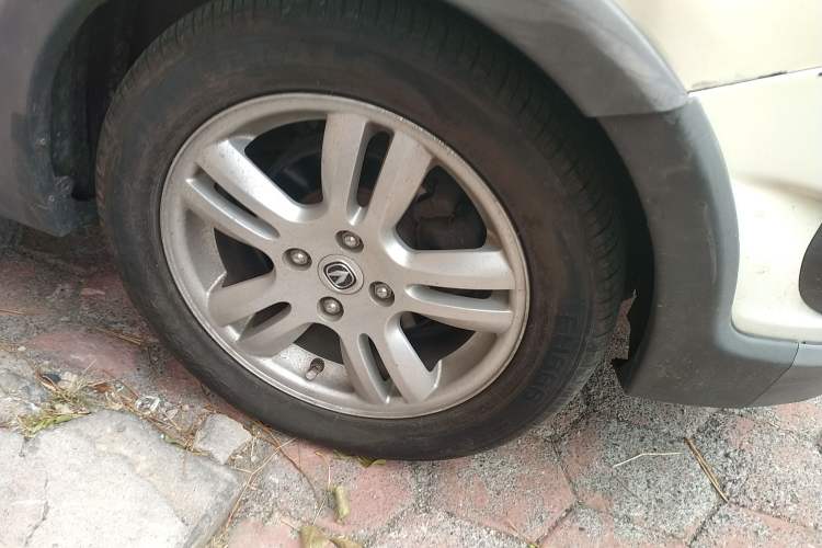 Used CHANGAN CX20 2011 1.3L Manual Standard Edition Right Front Wheel Hub