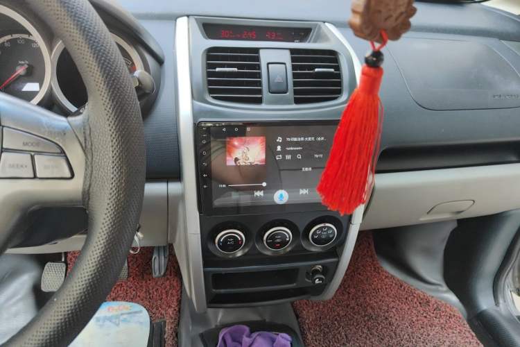 Used CHANGAN CX20 2011 1.3L Manual Sport Edition Audio And AC Panel