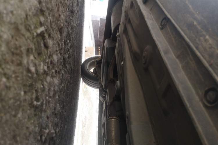Used CHANGAN CX20 2011 1.3L Manual Sport Edition Chassis Front Right