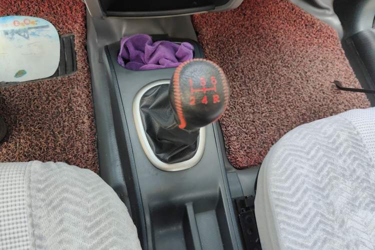 Used CHANGAN CX20 2011 1.3L Manual Sport Edition Gear Lever