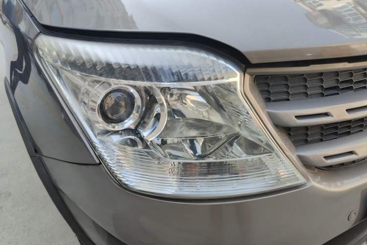 Used CHANGAN CX20 2011 1.3L Manual Sport Edition Right Front Headlight