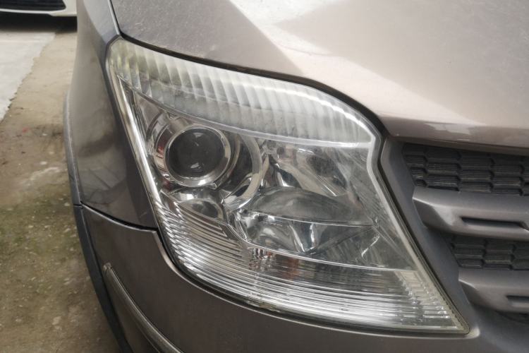 Used CHANGAN CX20 2011 1.3L Manual Sport Edition Right Front Headlight