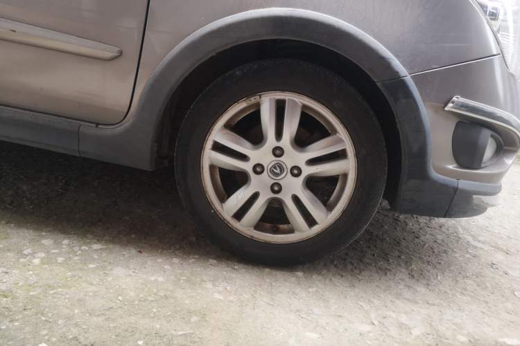 Used CHANGAN CX20 2011 1.3L Manual Sport Edition Right Front Wheel Hub