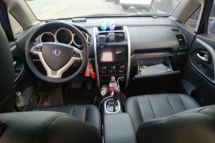 Used CHANGAN CX20 2014 1.4L IMT Sunroof Navigation Version China IV Standard Center Console