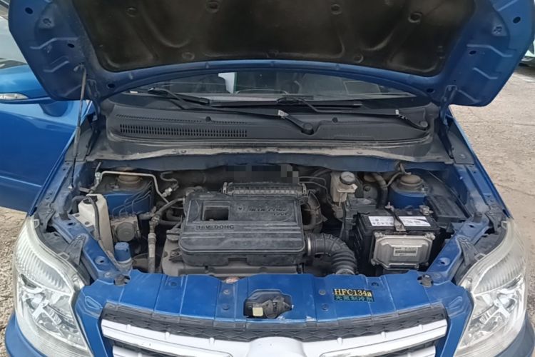 Used CHANGAN CX20 2014 1.4L Manual Sunroof Navigation Version – China IV Standard Engine Bay
