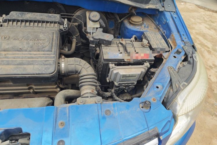 Used CHANGAN CX20 2014 1.4L IMT Sunroof Navigation Version China IV Standard Engine Bay Left