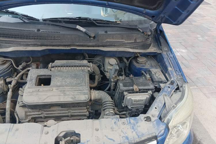 Used CHANGAN CX20 2014 1.4L Manual Sport Version China IV Standard Engine Bay Left