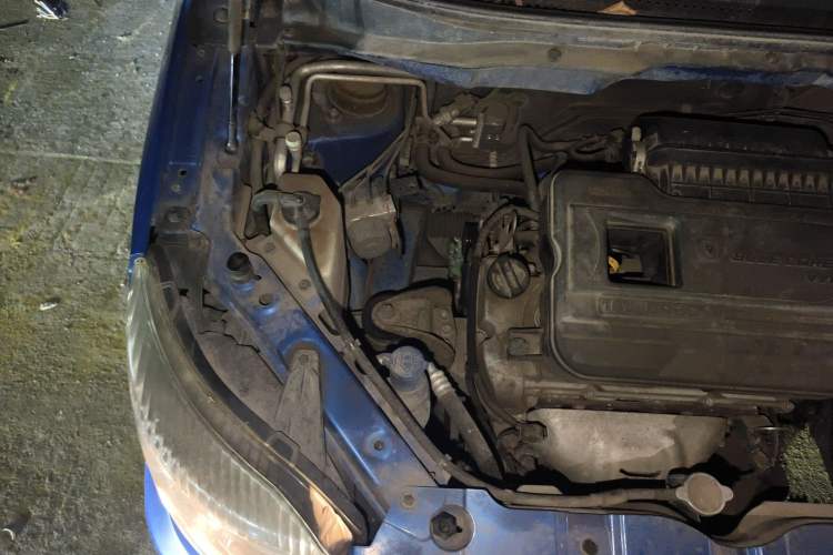 Used CHANGAN CX20 2014 1.4L Manual Sport Edition China V Standard Engine Bay Right