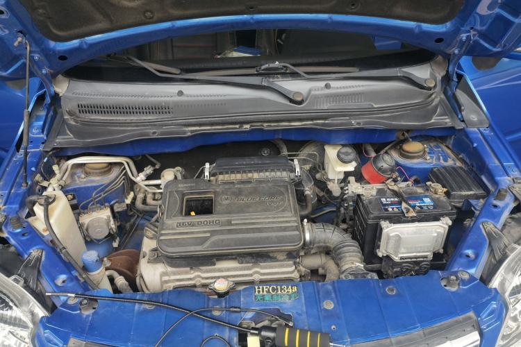 Used CHANGAN CX20 2014 1.4L IMT Sunroof Navigation Version China V Standard Engine Bay