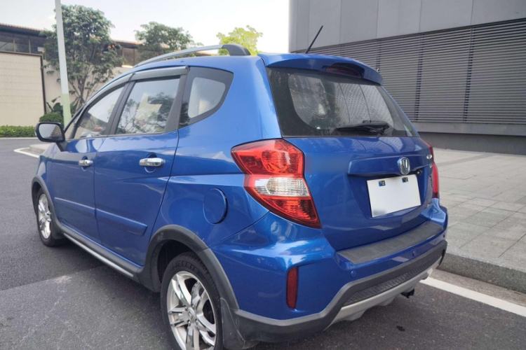 Used CHANGAN CX20 2014 1.4L Manual Sport Edition China V Standard Exterior 5