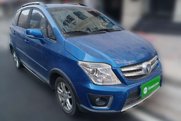 Used CHANGAN CX20 2014 1.4L Manual Sport Version China IV Standard Front Right 45 Deg