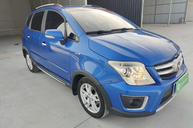 Used CHANGAN CX20 2014 1.4L IMT Sunroof Navigation Version China IV Standard Front Right 45 Deg