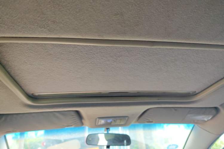Used CHANGAN CX20 2014 1.4L IMT Sunroof Navigation Version China IV Standard Headliner