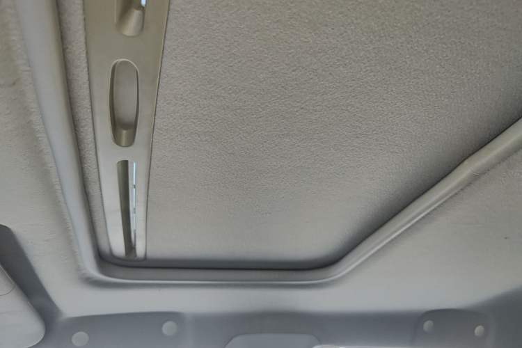 Used CHANGAN CX20 2014 1.4L IMT Sunroof Navigation Version China IV Standard Headliner