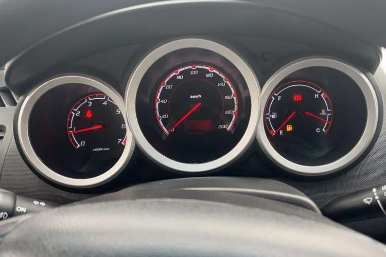 Used CHANGAN CX20 2014 1.4L Manual Sport Version China IV Standard Instrument Cluster