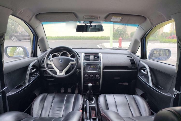 Used CHANGAN CX20 2014 1.4L Manual Sport Edition China V Standard Interior 3