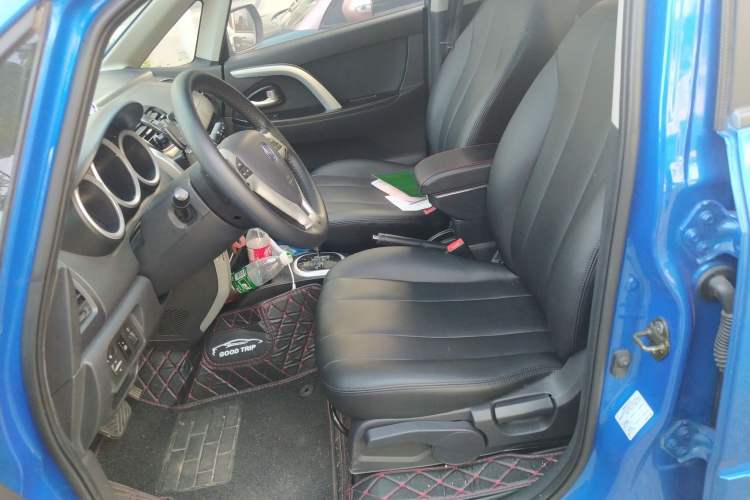 Used CHANGAN CX20 2014 1.4L IMT Sunroof Navigation Version China IV Standard Left Front Seat
