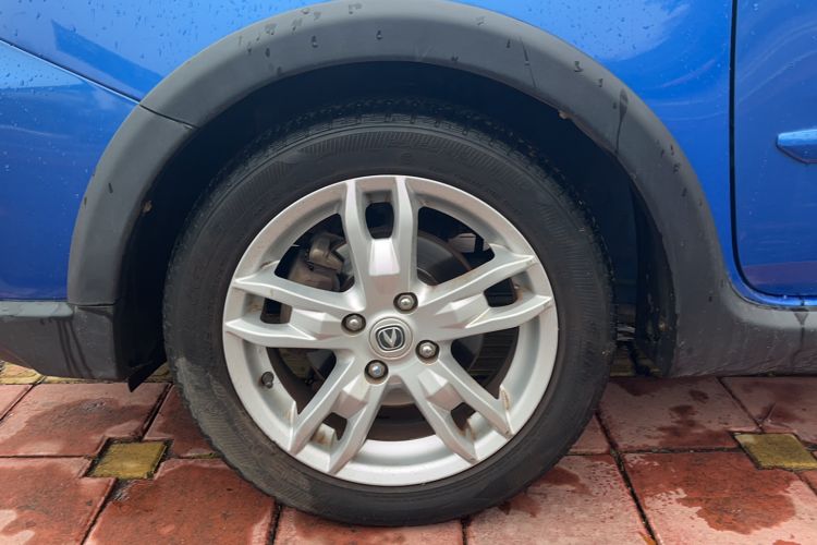 Used CHANGAN CX20 2014 1.4L Manual Sport Version China IV Standard Left Front Wheel Hub