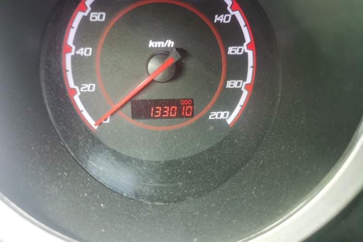 Used CHANGAN CX20 2014 1.4L Manual Sport Version China IV Standard Odometer Close Up