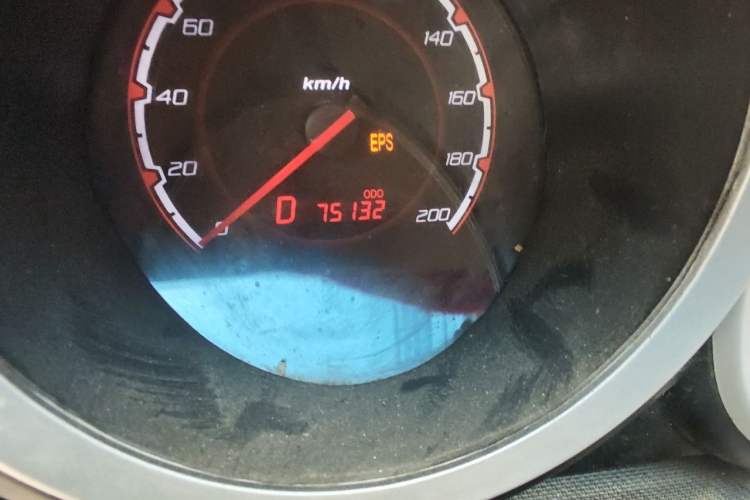 Used CHANGAN CX20 2014 1.4L IMT Sunroof Navigation Version China IV Standard Odometer Close Up