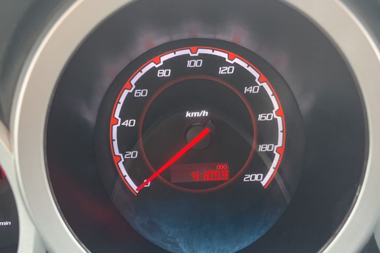 Used CHANGAN CX20 2014 1.4L Manual Sport Version China IV Standard Odometer Close Up