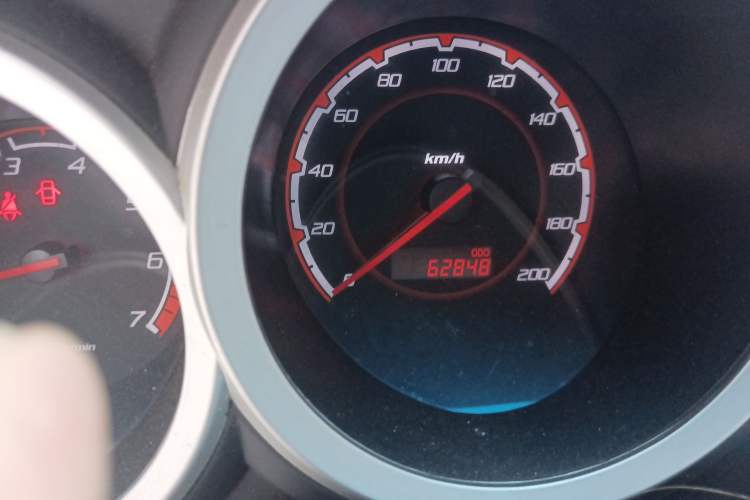 Used CHANGAN CX20 2014 1.4L Manual Sport Version China IV Standard Odometer Close Up