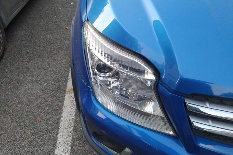 Used CHANGAN CX20 2014 1.4L IMT Sunroof Navigation Version China IV Standard Right Front Headlight