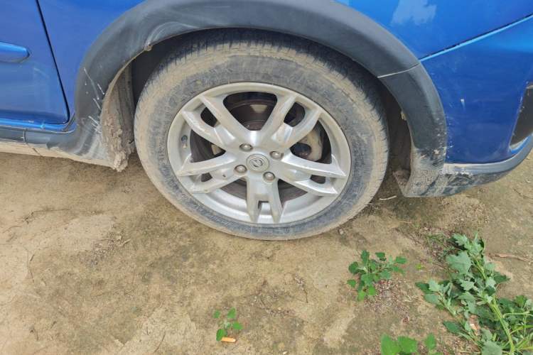 Used CHANGAN CX20 2014 1.4L IMT Sunroof Navigation Version China IV Standard Right Front Wheel Hub