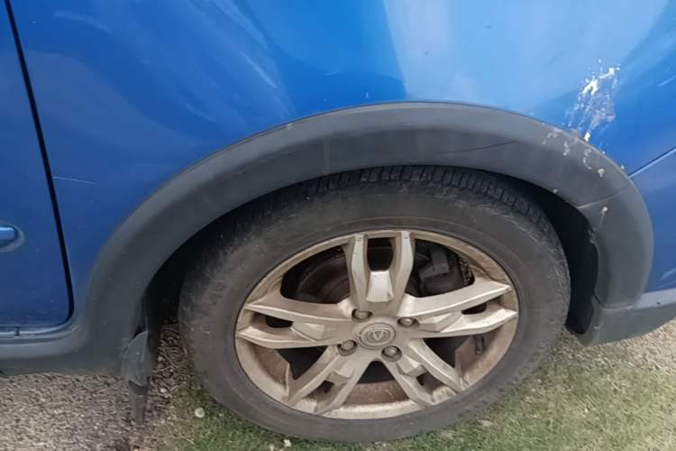 Used CHANGAN CX20 2014 1.4L Manual Sunroof Navigation Version – China IV Standard Right Front Wheel Hub