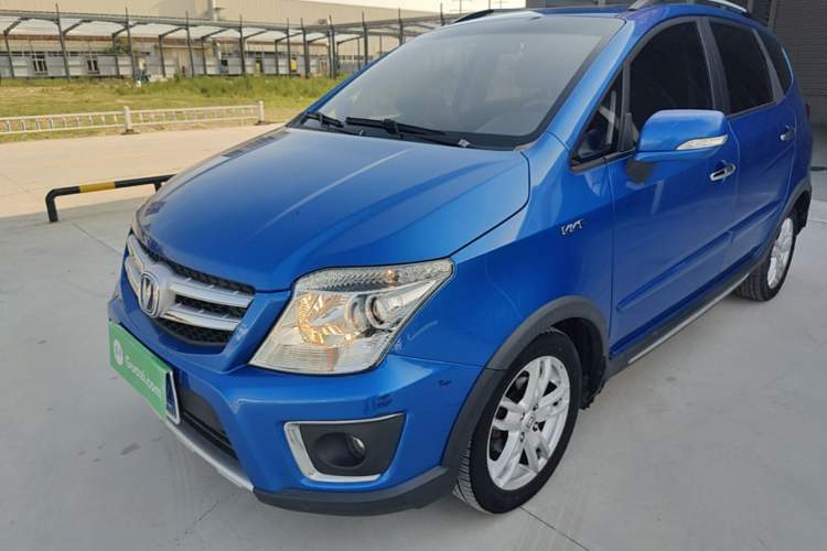 Used CHANGAN CX20 2014 1.4L IMT Sunroof Navigation Version China IV Standard Guazi used car, China used car export, Used car for sale, Used cars, Cheapest cars for sale