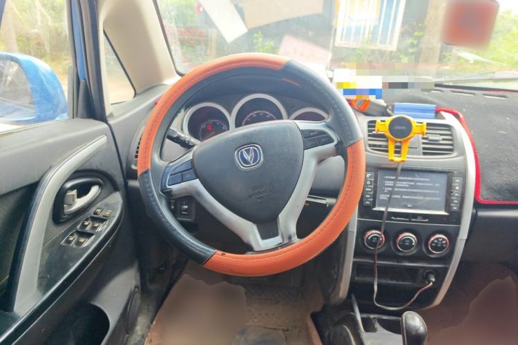 Used CHANGAN CX20 2014 1.4L IMT Sunroof Navigation Version China IV Standard Steering Wheel