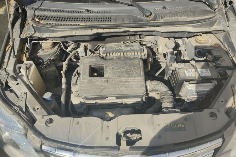 Used CHANGAN CX20 2014 1.4L Manual Sunroof Navigation Version – China IV Standard Engine Bay