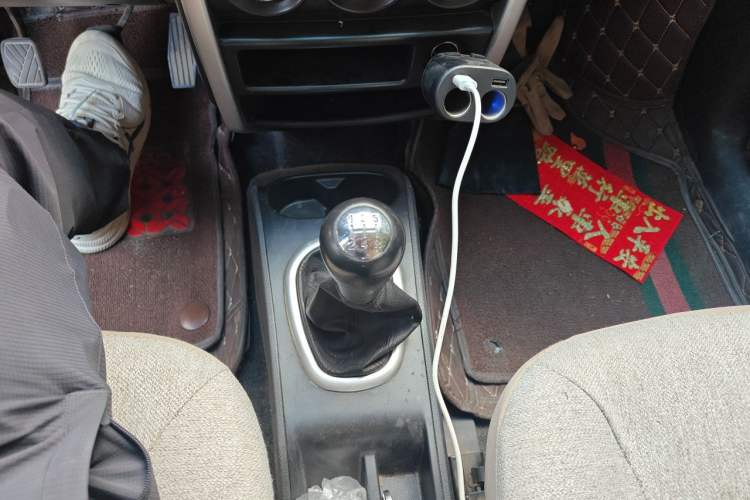 Used CHANGAN CX20 2014 1.4L Manual Sport Version China IV Standard Gear Lever