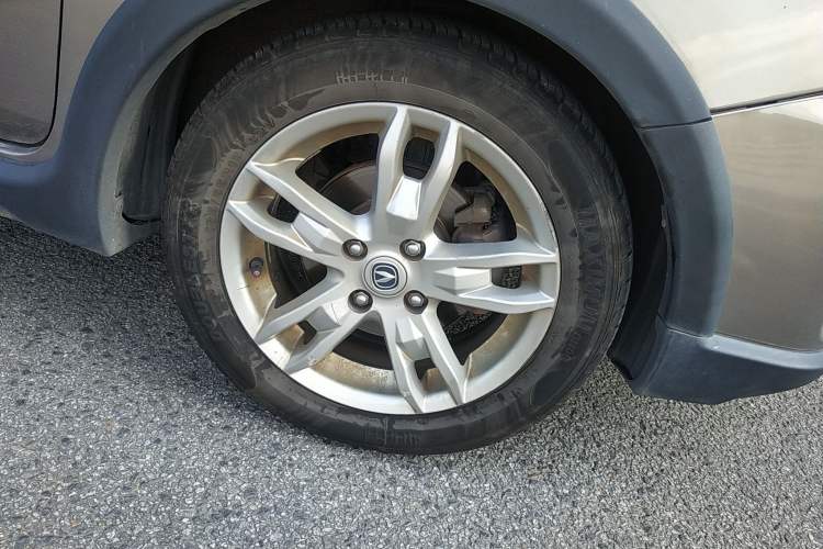 Used CHANGAN CX20 2014 1.4L Manual Sport Edition China V Standard Right Front Wheel Hub