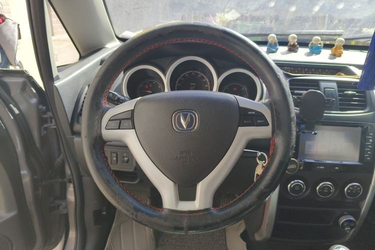 Used CHANGAN CX20 2014 1.4L Manual Sunroof Navigation Version – China IV Standard Steering Wheel