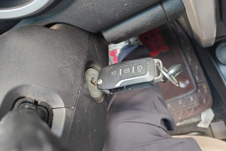 Used CHANGAN CX20 2014 1.4L Manual Sport Version China IV Standard Vehicle Key
